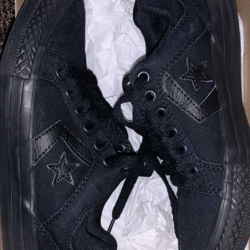 Girls shoes